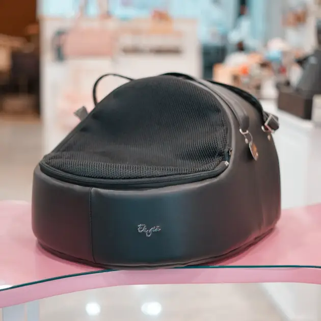 ASIENTO DE COCHE NEGRO