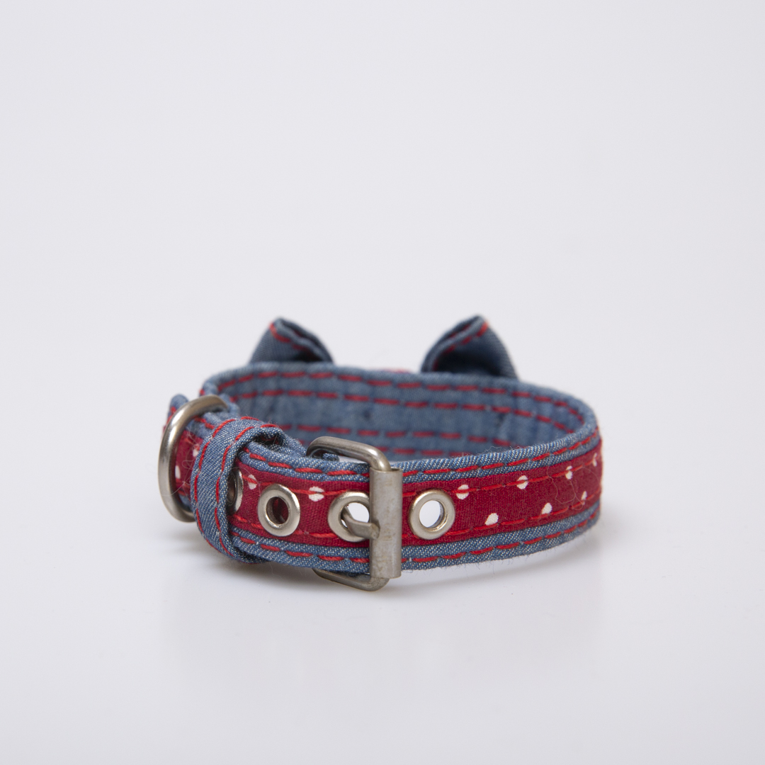 COLLAR PARA PERRO JEAN Y RAYA ROJA CON LUNARES - Imagen 3